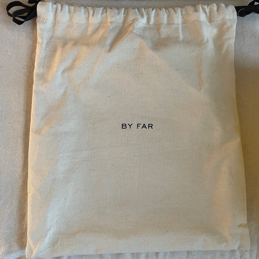 BY FAR dulce bag in yellow croc-embossed leather - Picture 12 of 12